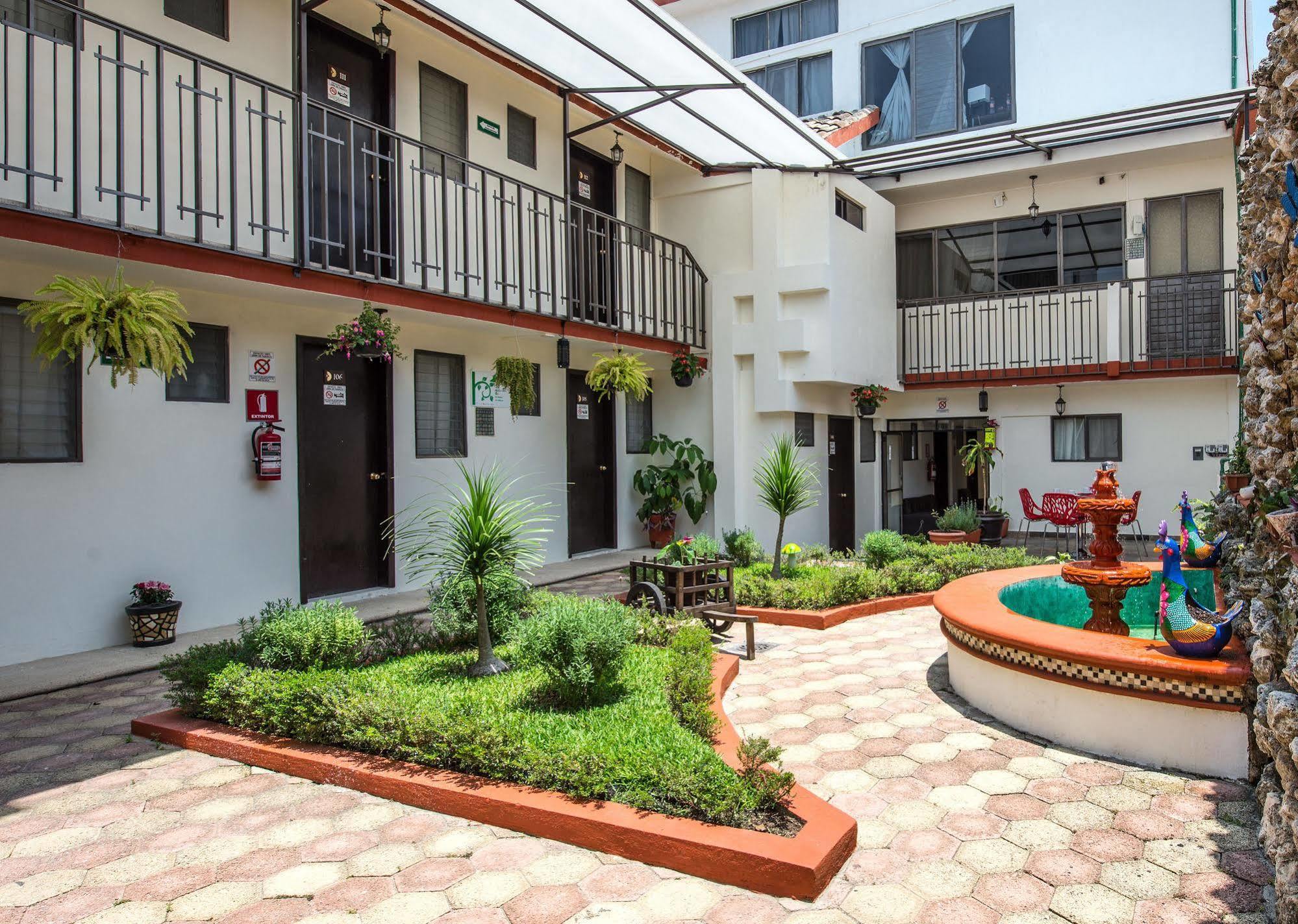 Hotel Lunada Comitan de Dominguez Zewnętrze zdjęcie